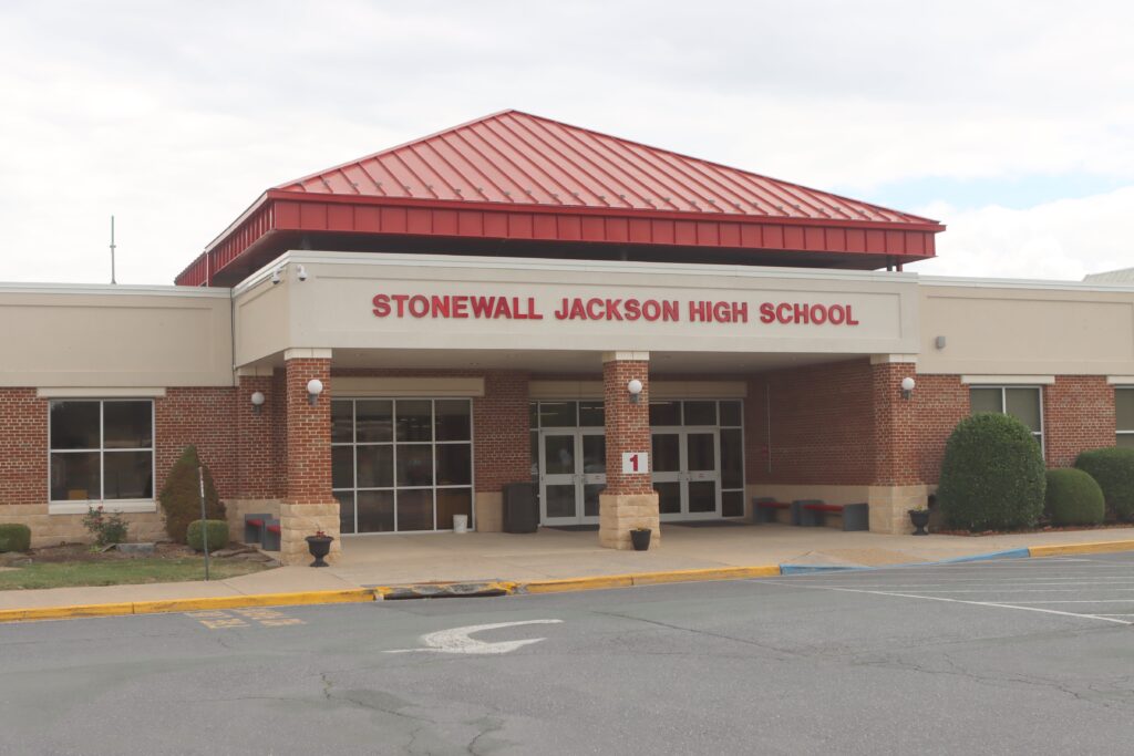 Judge weighs future of Confederate-linked school names in Shenandoah County